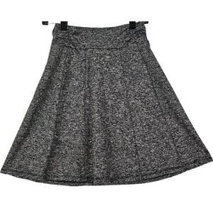 Athleta ~Woman Size XXS~ Charcoal Gray Pull On Flare Skirt Stretch.
